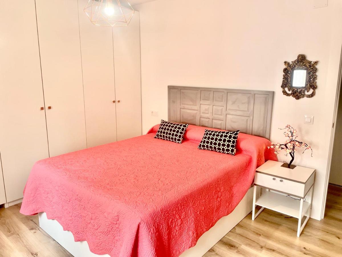 In Love Zamora Extérieur photo