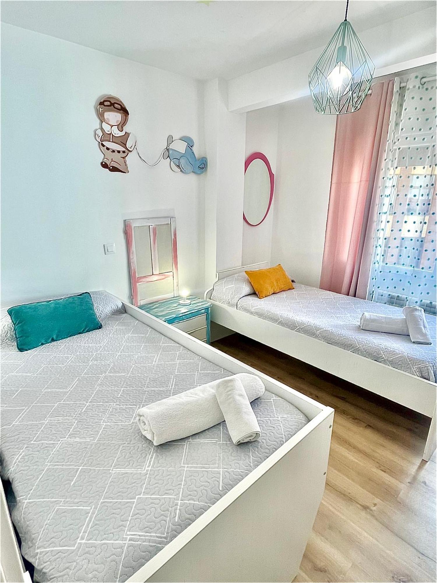 In Love Zamora Extérieur photo